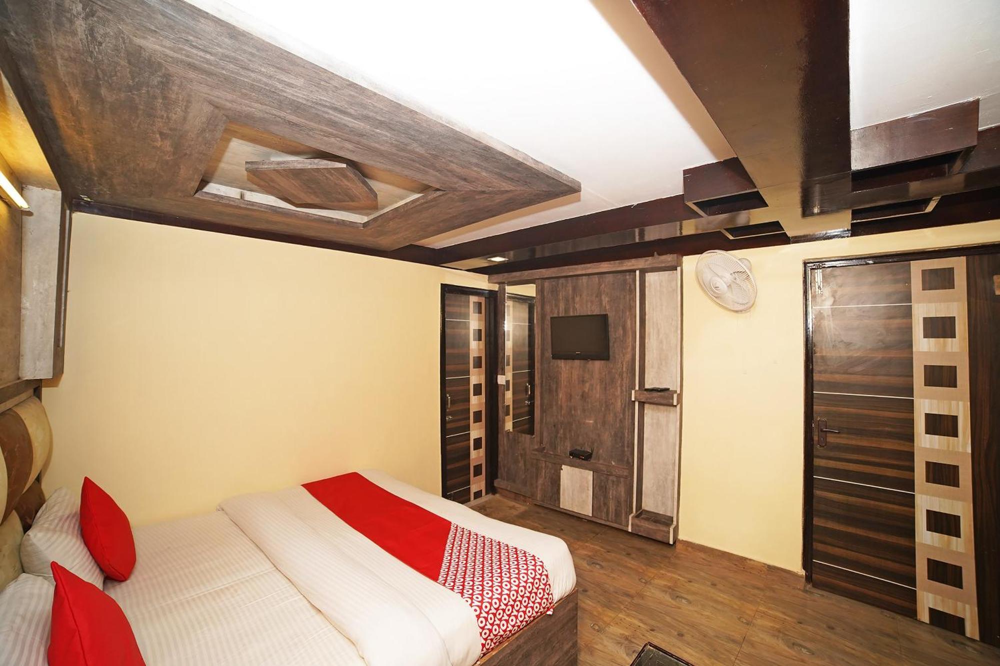Oyo Flagship 8594 Golden Nest Hotel Nainital Exterior photo